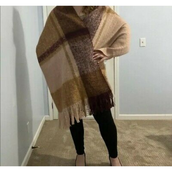 Look by M Acrylic Plaid Shawl Wrap - Picture 5 of 7